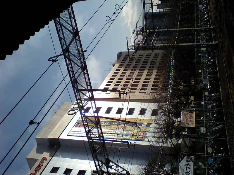 HI370028